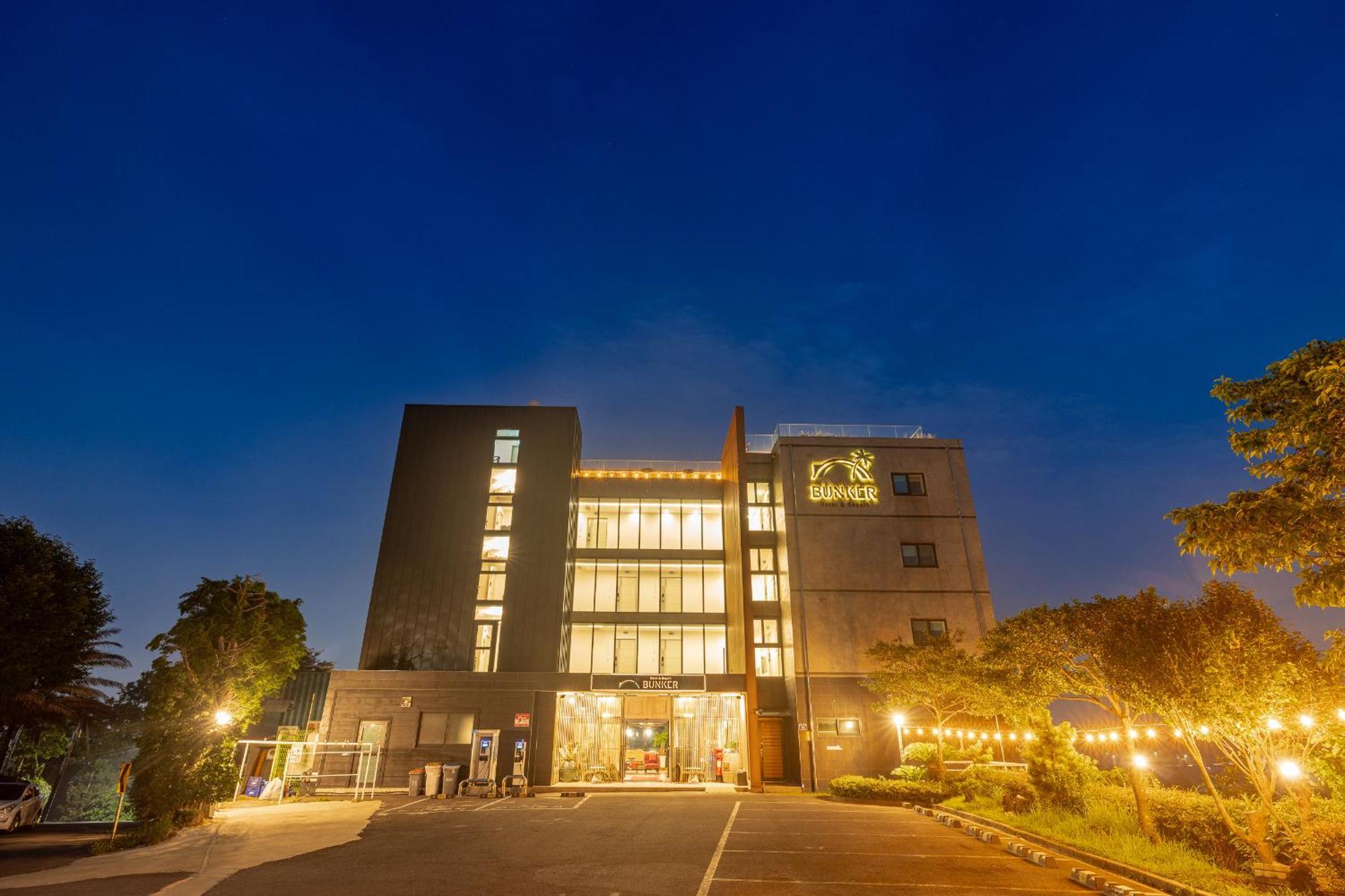 Jeju BunkerHotel&Resort Seogwipo Exterior foto